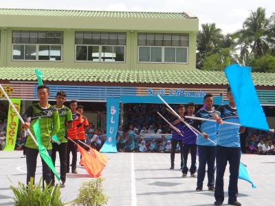 เปิดกีฬาสีภายในโรงเรียนฮาซานียะห์
